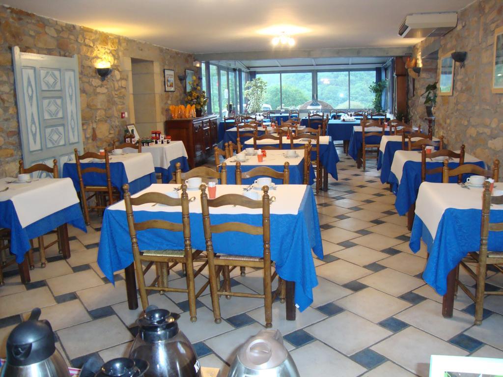Hotel Pikassaria Sare Exterior photo